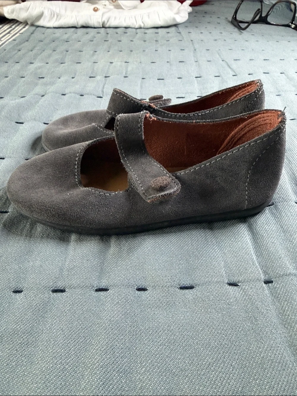 Zara soft gray